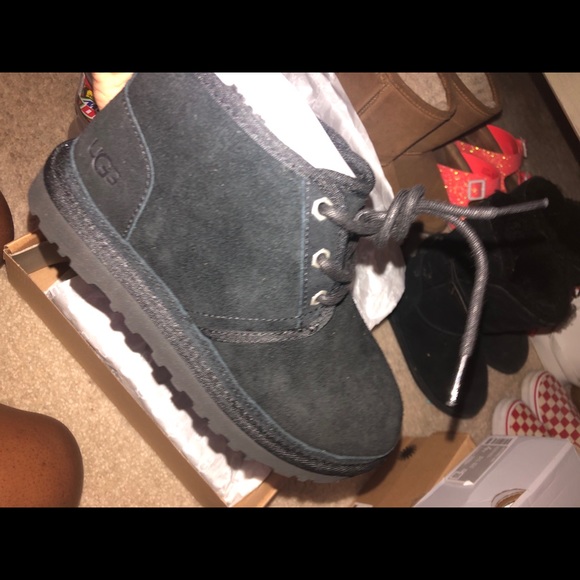 UGGs - Picture 2 of 3